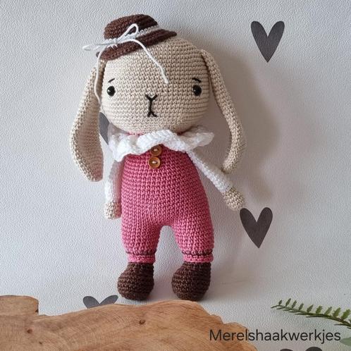 Handgemaakte knuffel konijn, Hobby en Vrije tijd, Breien en Haken, Nieuw, Haken, Overige typen, Ophalen of Verzenden