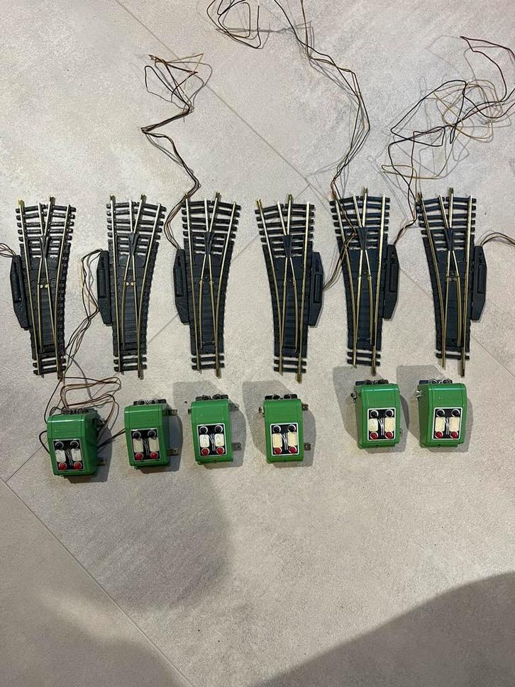 Fleischmann 6045 electrische wissels, Hobby en Vrije tijd, Modeltreinen | H0, Zo goed als nieuw, Rails, Gelijkstroom, Fleischmann