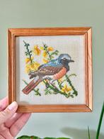 Vintage geborduurd vogel prentje lijstje, Ophalen of Verzenden, Gebruikt