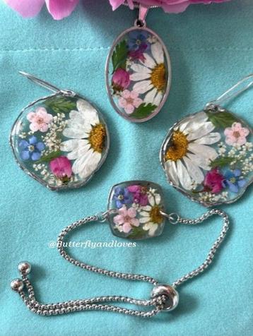 Sieraden set bloemen oorbellen+ketting+ armband cadeau Vrouw beschikbaar voor biedingen