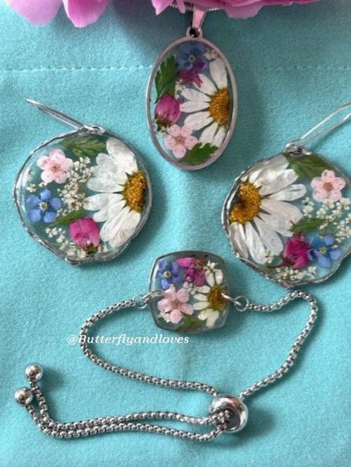 Sieraden set bloemen oorbellen+ketting+ armband cadeau Vrouw, Sieraden, Tassen en Uiterlijk, Armbanden, Nieuw, Overige materialen