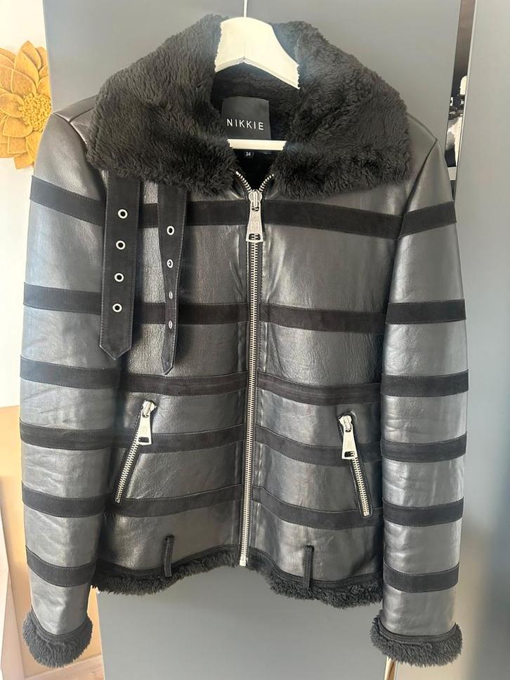 Nikkie winterjas, Kleding | Dames, Jassen | Winter, Zo goed als nieuw, Maat 34 (XS) of kleiner, Zwart, Ophalen of Verzenden