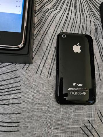 IPhone 3G S 2set werkende en met doosje  beschikbaar voor biedingen