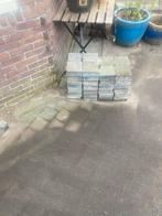 Grijze nette tegeltjes in de tuin - 60 m2 (Gratis ophalen), Tuin en Terras, Ophalen of Verzenden, Zo goed als nieuw, 10 m² of meer