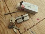Profielcilinder Dom SKG** 30/30MM plura, Ophalen of Verzenden, Nieuw, Rvs, Slot