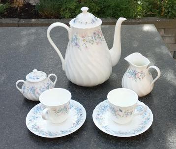 Wedgwood Angela Servies Set beschikbaar voor biedingen