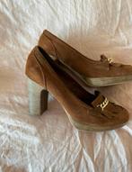 ESPRIT bruin suède pumps maat 40     zgan, Ophalen of Verzenden