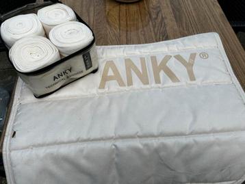 Anky off white beschikbaar voor biedingen