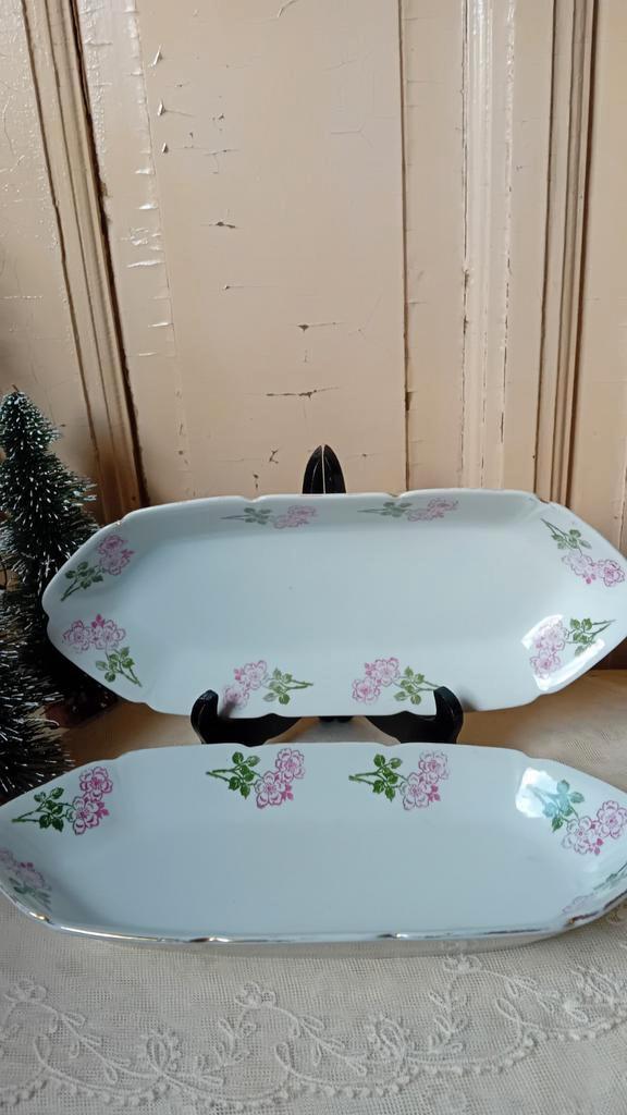 Twee schalen/Bloemen, Antiek en Kunst, Antiek | Servies los, Verzenden