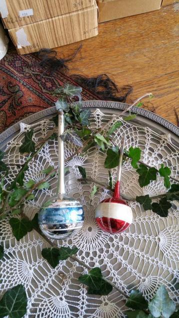 tekoop 2 antieke kerstballen verkoop per stuk beschikbaar voor biedingen