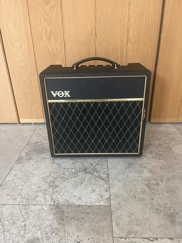 VOX Pathfinder V9158 gitaarversterker (22W, Korea) beschikbaar voor biedingen
