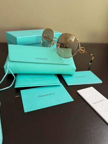 Tiffany & co zonnebril bruin-goud nieuwstaat beschikbaar voor biedingen