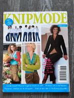 Knipmode februari 2006, Ophalen of Verzenden, Zo goed als nieuw, Vrouw, Knipmode