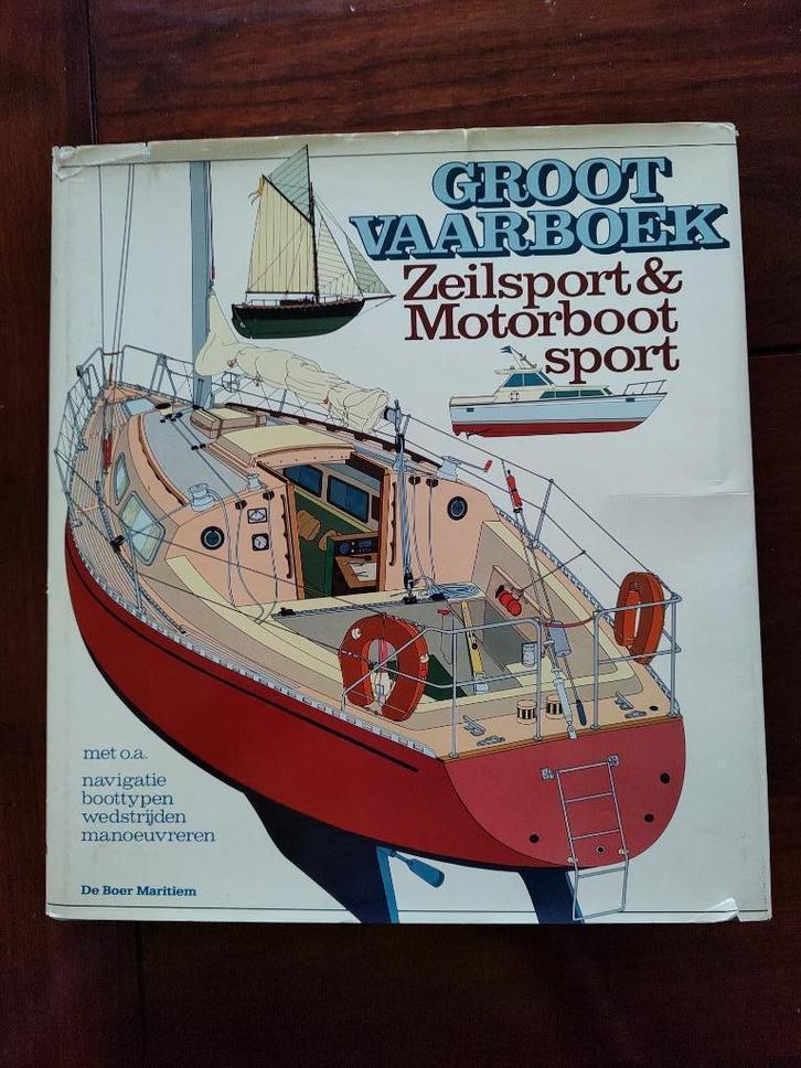GROOT VAARBOEK zeilsport & motorbootsport, Boeken, Vervoer en Transport, Gelezen, Boot, Ophalen of Verzenden