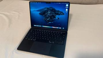MacBook Air M2 - 256GB Excellent Condition beschikbaar voor biedingen