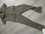 Groene Set - legergroen  Broek en Top, Maat 38/40 (M), Ophalen of Verzenden, Zo goed als nieuw, Knielengte