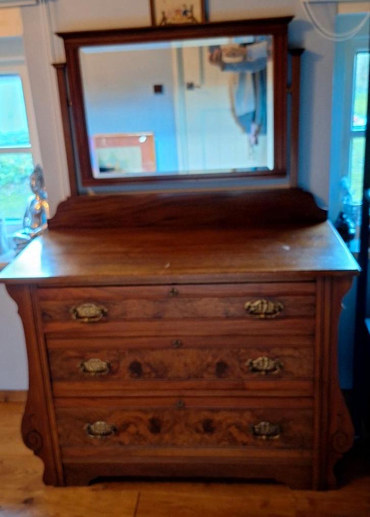 Antieke Dressoir Kast - Veiling Haarlem, Huis en Inrichting, Kasten | Dressoirs, Ophalen of Verzenden