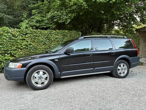 Volvo XC70 2.5T LPG 2006 Zwart Youngtimer BTW-auto, Auto's, Volvo, Particulier, XC70, 4x4, ABS, Airbags, Airconditioning, Bluetooth