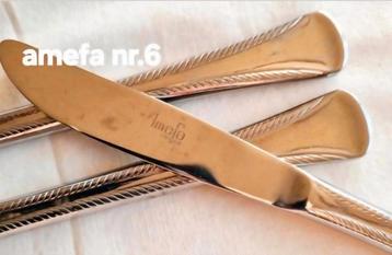 Amefa messen brede handvatten bewerkte relief randen beschikbaar voor biedingen