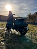 Vespa sprint 2021 50cc, Fietsen en Brommers, Ophalen, Gebruikt, Benzine, Overige modellen