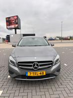 Mercedes-Benz A-Klasse A180 1.6 Blue EFF Aut7 2014 Grijs, Auto's, Mercedes-Benz, 65 €/maand, 4 cilinders, Leder en Stof, 122 pk