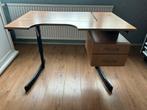 In hoogste en kantelbaar kinderbureau, In hoogte verstelbaar, Ophalen of Verzenden, Zo goed als nieuw, Bureau