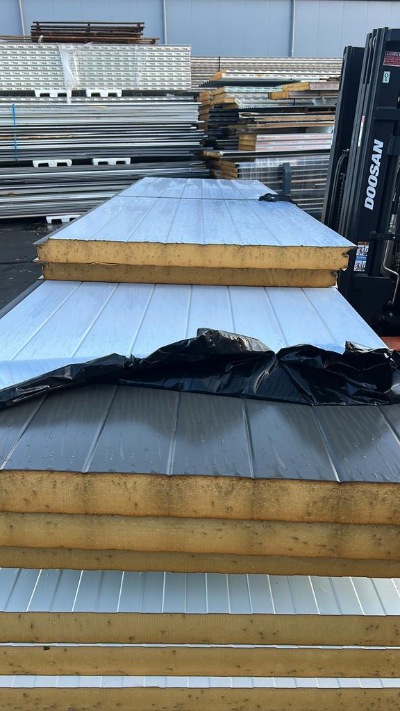 B-keus sanwichpaneel, Doe-het-zelf en Verbouw, Platen en Panelen, Zo goed als nieuw, Ophalen