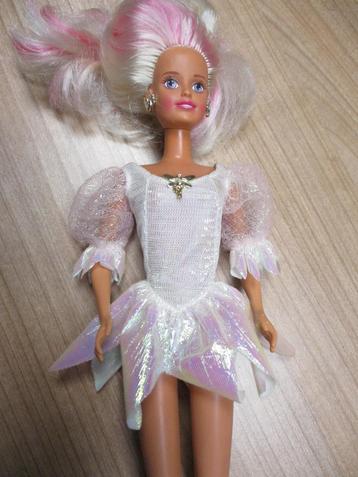 1994 BARBIE/SINDY met kleding in SUPER MOOIE STAAT beschikbaar voor biedingen