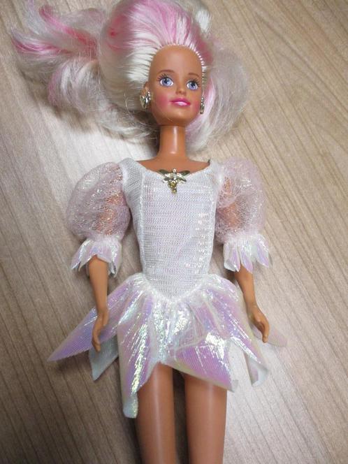 1994 BARBIE/SINDY met kleding in SUPER MOOIE STAAT, Verzamelen, Poppen, Zo goed als nieuw, Fashion Doll, Ophalen of Verzenden