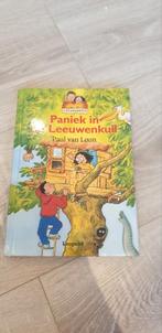 Paul van Loon - Paniek in de Leeuwenkuil, Ophalen of Verzenden, Zo goed als nieuw, Paul van Loon