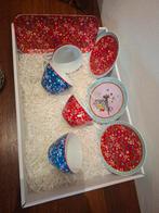 Mokkenset, schaaltje en dienblad AH, Gebruikt, Ophalen of Verzenden, Overige stijlen, Kop(pen) en/of Schotel(s)