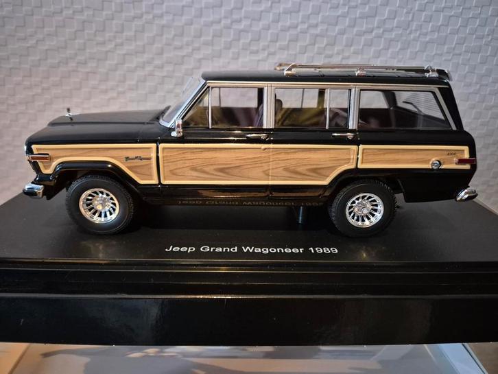 Jeep Grand Wagoneer - KK Scale, Hobby en Vrije tijd, Modelauto's | 1:18, Zo goed als nieuw, Auto, Overige merken, Ophalen of Verzenden