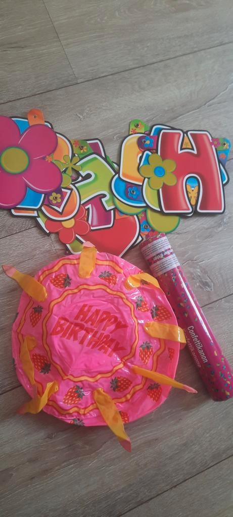 Verjaardagsversiering Set, Hobby en Vrije tijd, Feestartikelen, Zo goed als nieuw, Versiering, Verjaardag, Ophalen of Verzenden