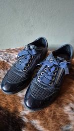 DL sport blauw leren sneakers mt 39 zgan, Blauw, DL sport, Ophalen of Verzenden, Sneakers of Gympen