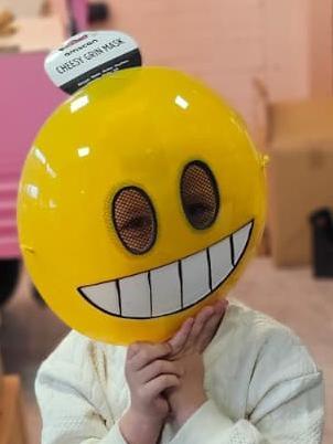 Emoticon masker nieuw meerdere verkrijgbaar beschikbaar voor biedingen