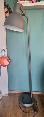 Mooie IKEA HEKTAR staande lamp - donkergrijs, Ophalen, Gebruikt, Metaal, IKEA
