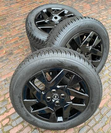 NIEUWE /demo 17” Opel Mokka velgen + 215/60 R17 winterbanden beschikbaar voor biedingen