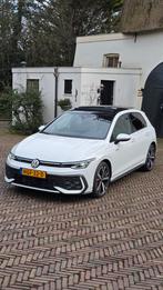 Volkswagen Golf 1.5 Ehybrid 272pk Dsg-6 Panoramadak golf 8,5, Auto's, Volkswagen, 1498 cc, Zwart, 4 cilinders, Wit