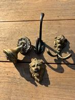 Leeuwenkop haakjes en deurknop met rozet motief, Huis en Inrichting, Woonaccessoires | Kapstokken, Ophalen, Gebruikt, Overige typen