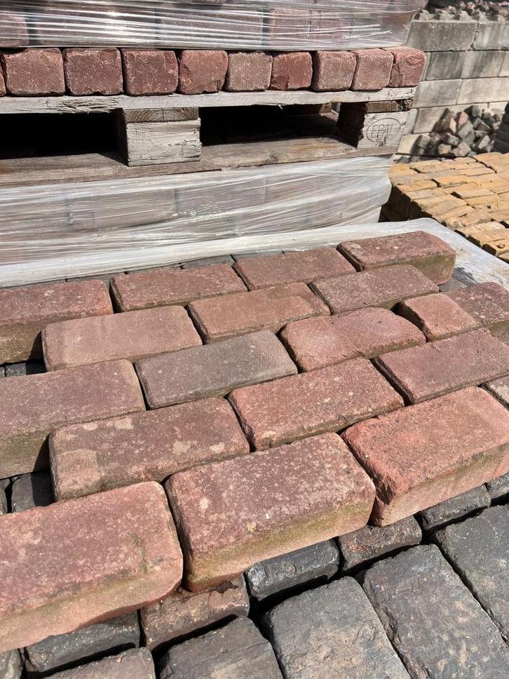Oudgebakken plat keiformaat, rood / paars, Tuin en Terras, Tegels en Klinkers, Gebruikt, Klinkers, Keramiek, 10 m² of meer, Ophalen of Verzenden