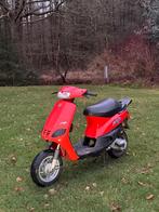 Piaggio Zip 25 km/u - Rode Scooter, Fietsen en Brommers, Scooters | Piaggio, Ophalen, Gebruikt, Zip, Benzine