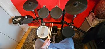 Roland V-Drums compleet elektronisch drumstel drum kit drums beschikbaar voor biedingen