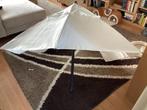 Creme Parasol - Perfect voor de Zomer!, Tuin en Terras, Kantelbaar, Zo goed als nieuw, Stokparasol, 2 tot 3 meter