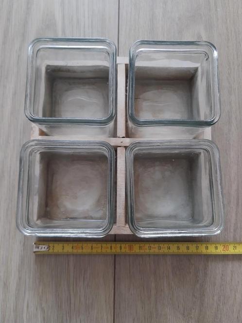 Houten tray met 4 accu vaasjes, Huis en Inrichting, Woonaccessoires | Vazen, Zo goed als nieuw, Minder dan 50 cm, Glas, Ophalen of Verzenden