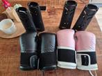 2 sets boxhandschoenen en beschermers, Ophalen, Zo goed als nieuw, Bokshandschoenen