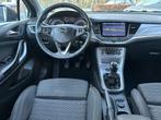 Opel Astra Sports Tourer 1.0 105pk Bns+ Navi, Carplay, PDC,, Auto's, Stof, Gebruikt, Euro 6, 1178 kg
