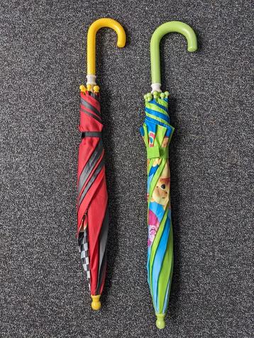 2x kinderparaplu Cars + Winnie de Poeh  beschikbaar voor biedingen