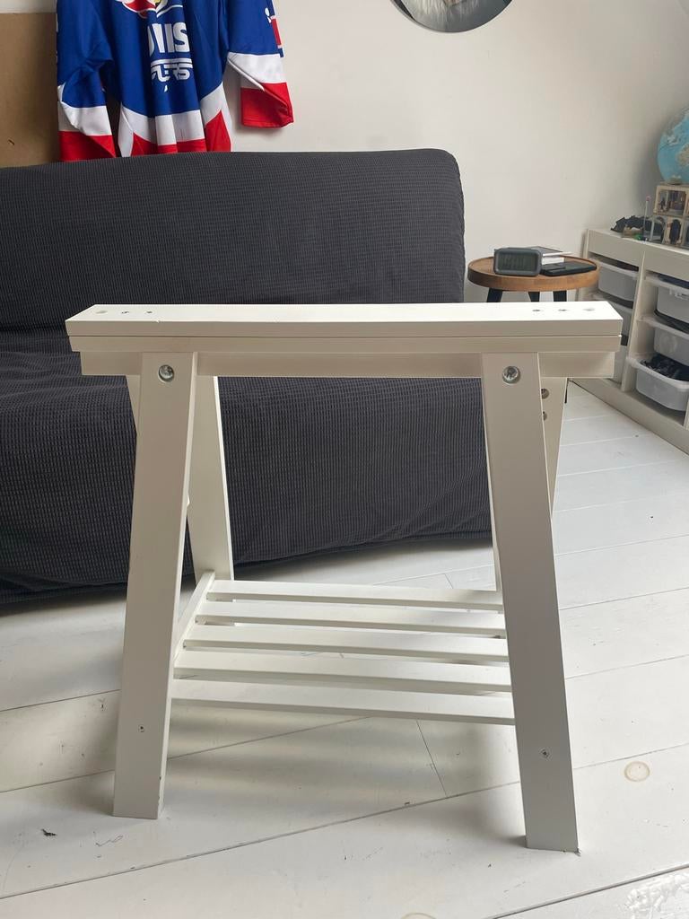 IKEA Mittback schraag bureau, Ophalen, Zo goed als nieuw, Metaal, Tafelpoot