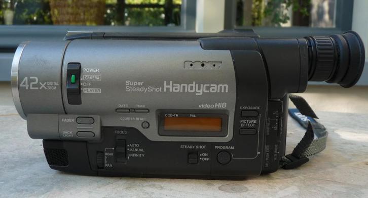Zelf digitaliseren ? Sony Video8 en Hi8 met TBC DNR, Audio, Tv en Foto, Videocamera's Analoog, Camera, Hi 8, Ophalen