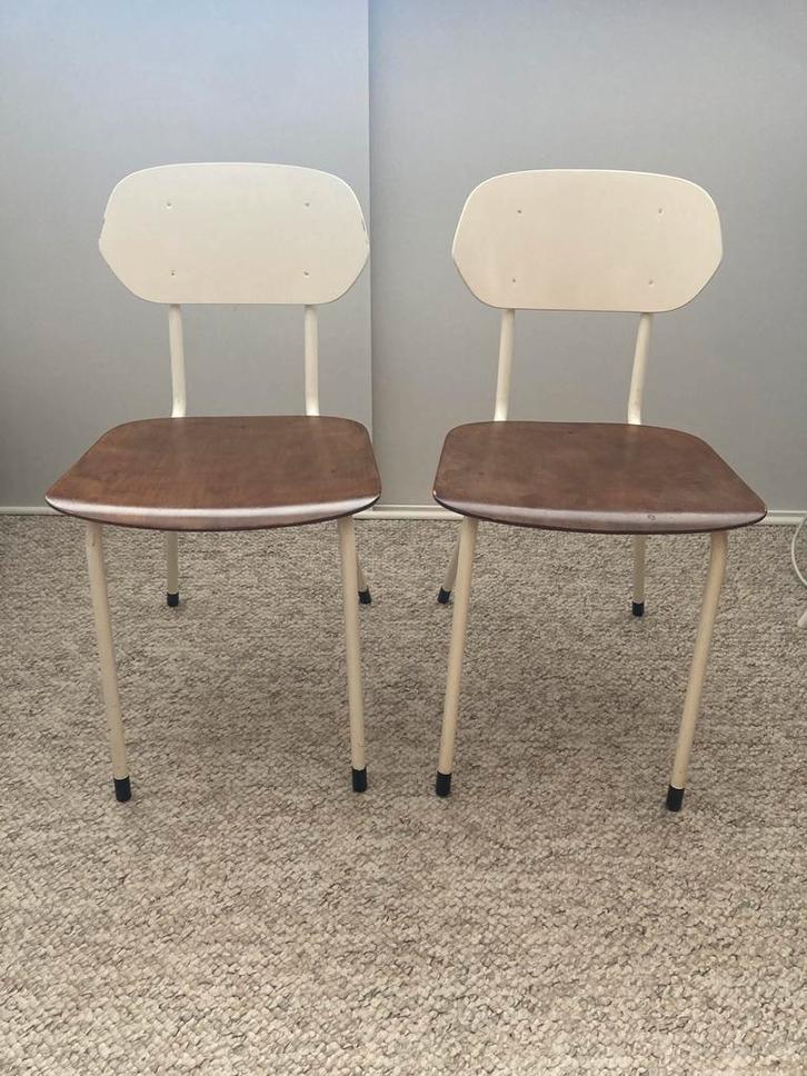 2 oude schoolstoeltjes, Huis en Inrichting, Stoelen, Gebruikt, Ophalen